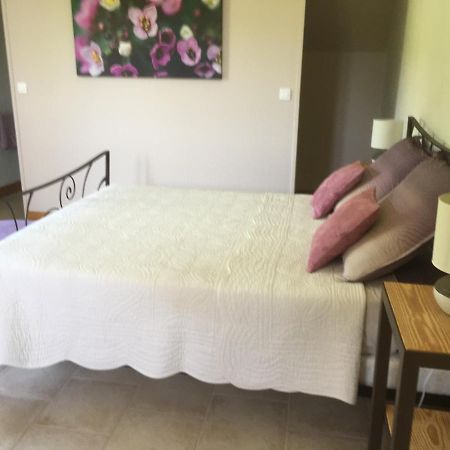 Chez Bernadette Et Victor Panzió Vitrac  Kültér fotó